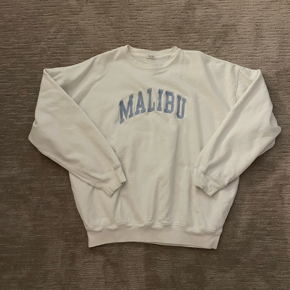 Brandy Melville white new york crewneck!!